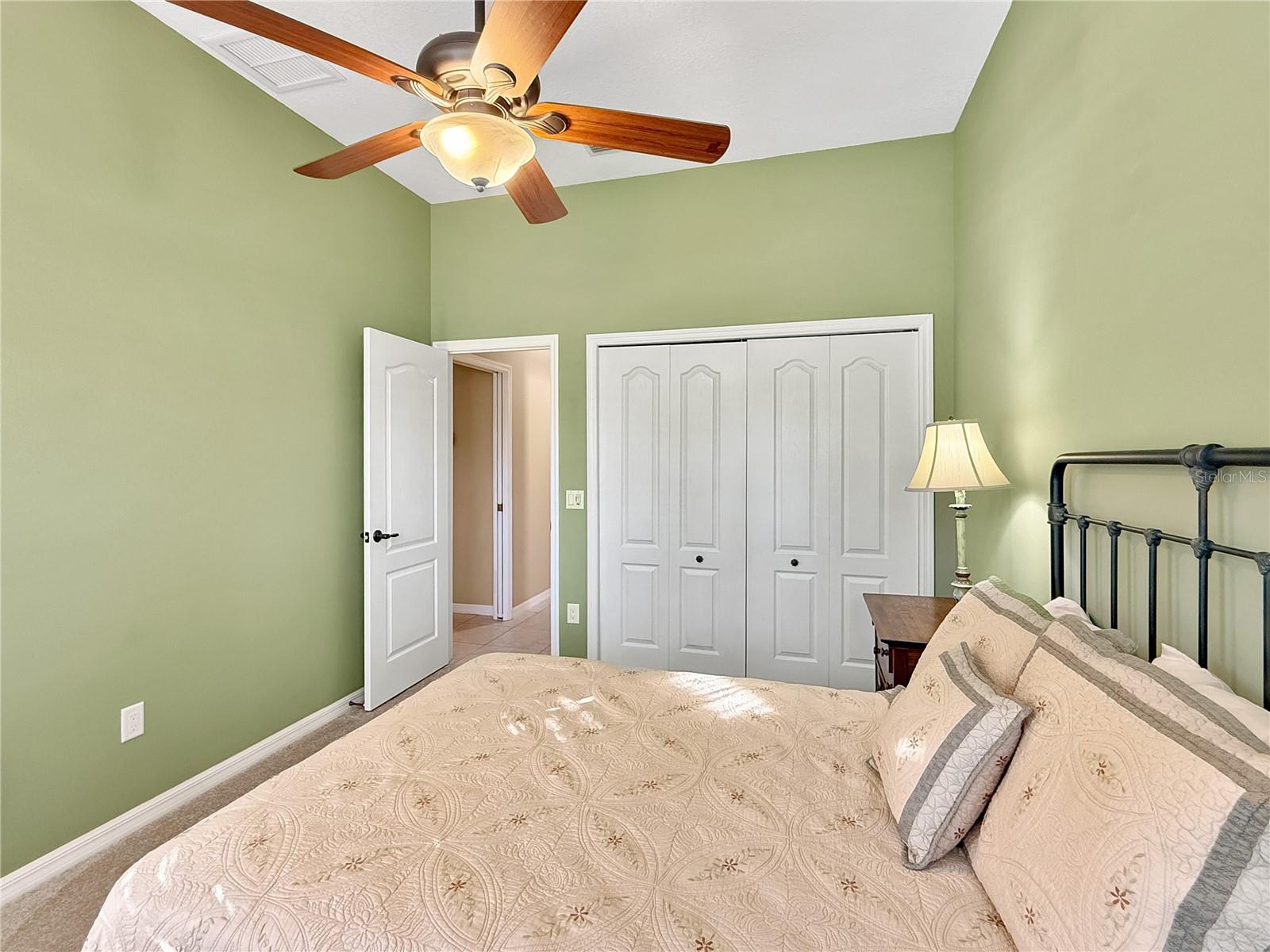 Image 22 of 59 For 711 Shadow Bay Way