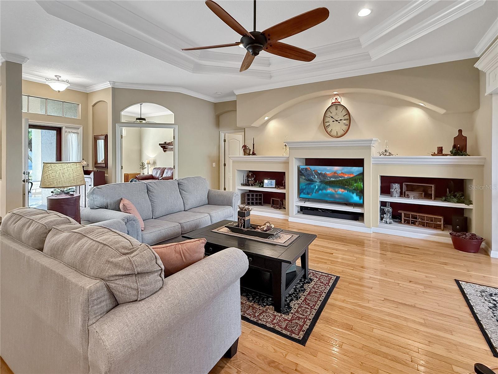 Image 3 of 59 For 711 Shadow Bay Way