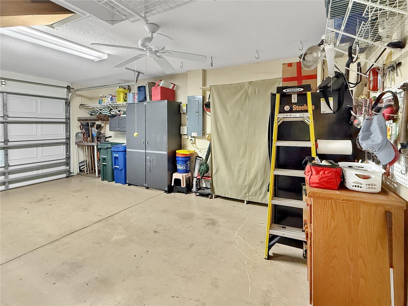 Image 36 of 59 For 711 Shadow Bay Way