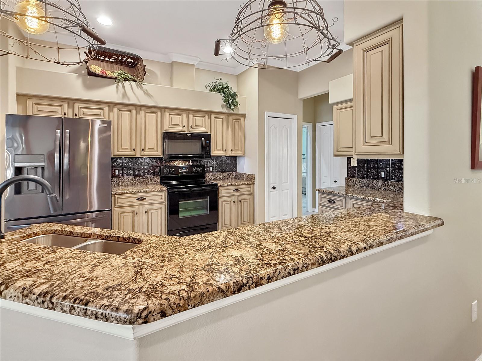 Image 9 of 59 For 711 Shadow Bay Way