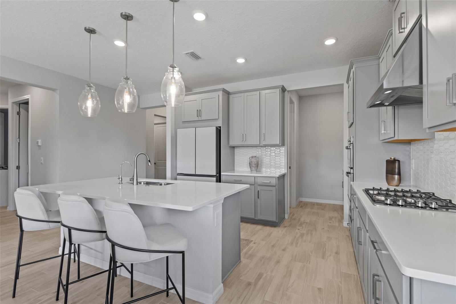 Image 11 of 46 For 5679 Blue Reef Place