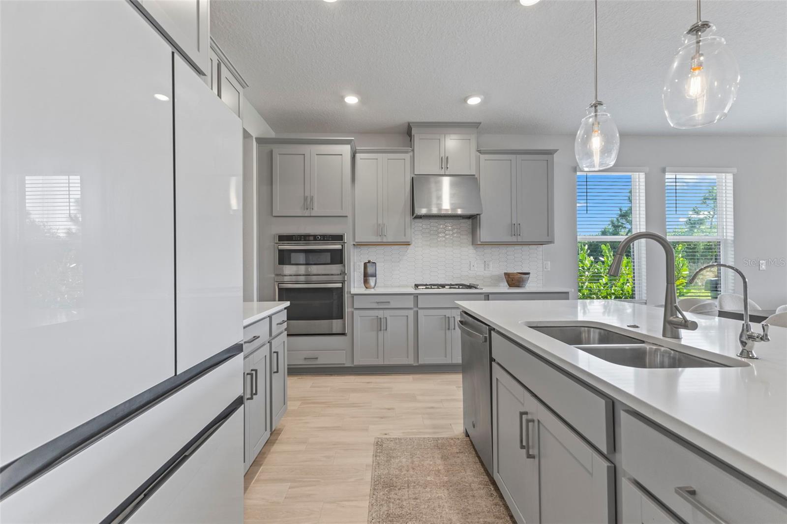 Image 13 of 46 For 5679 Blue Reef Place