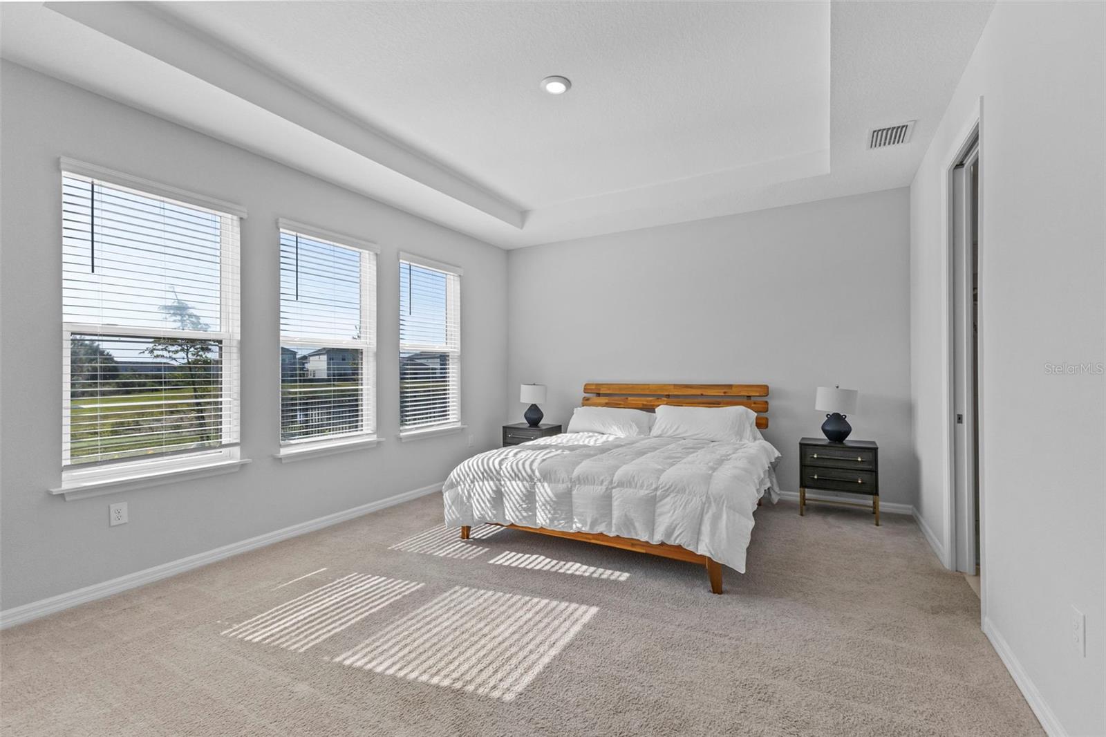 Image 25 of 46 For 5679 Blue Reef Place