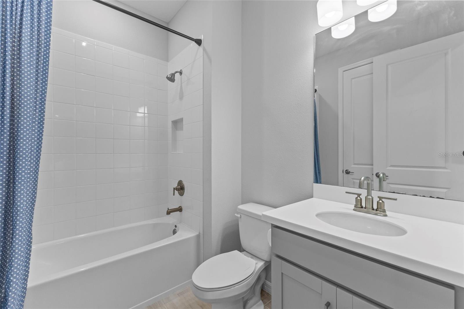 Image 32 of 46 For 5679 Blue Reef Place