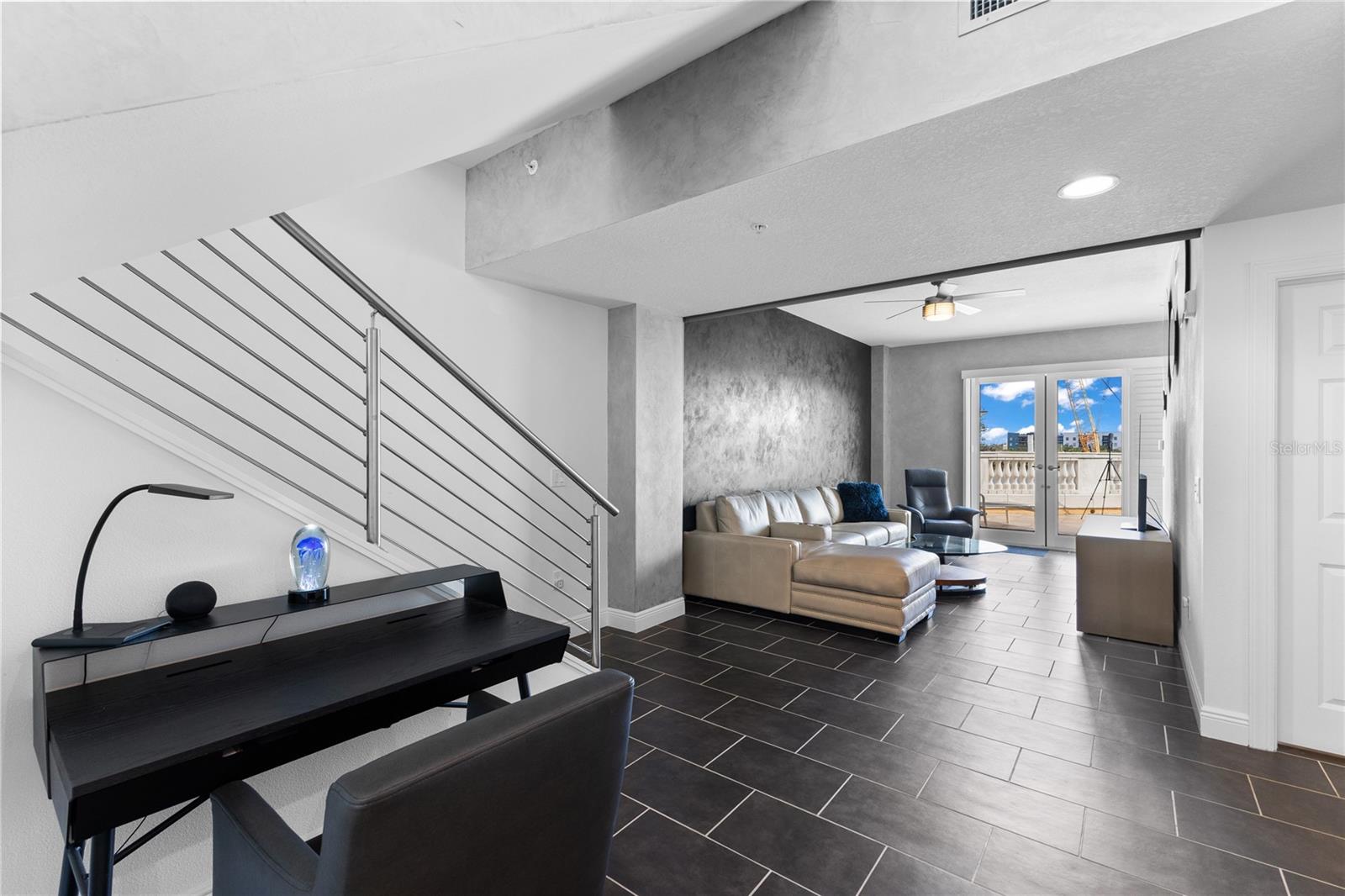 Image 14 of 63 For 800 Tamiami Trail 321