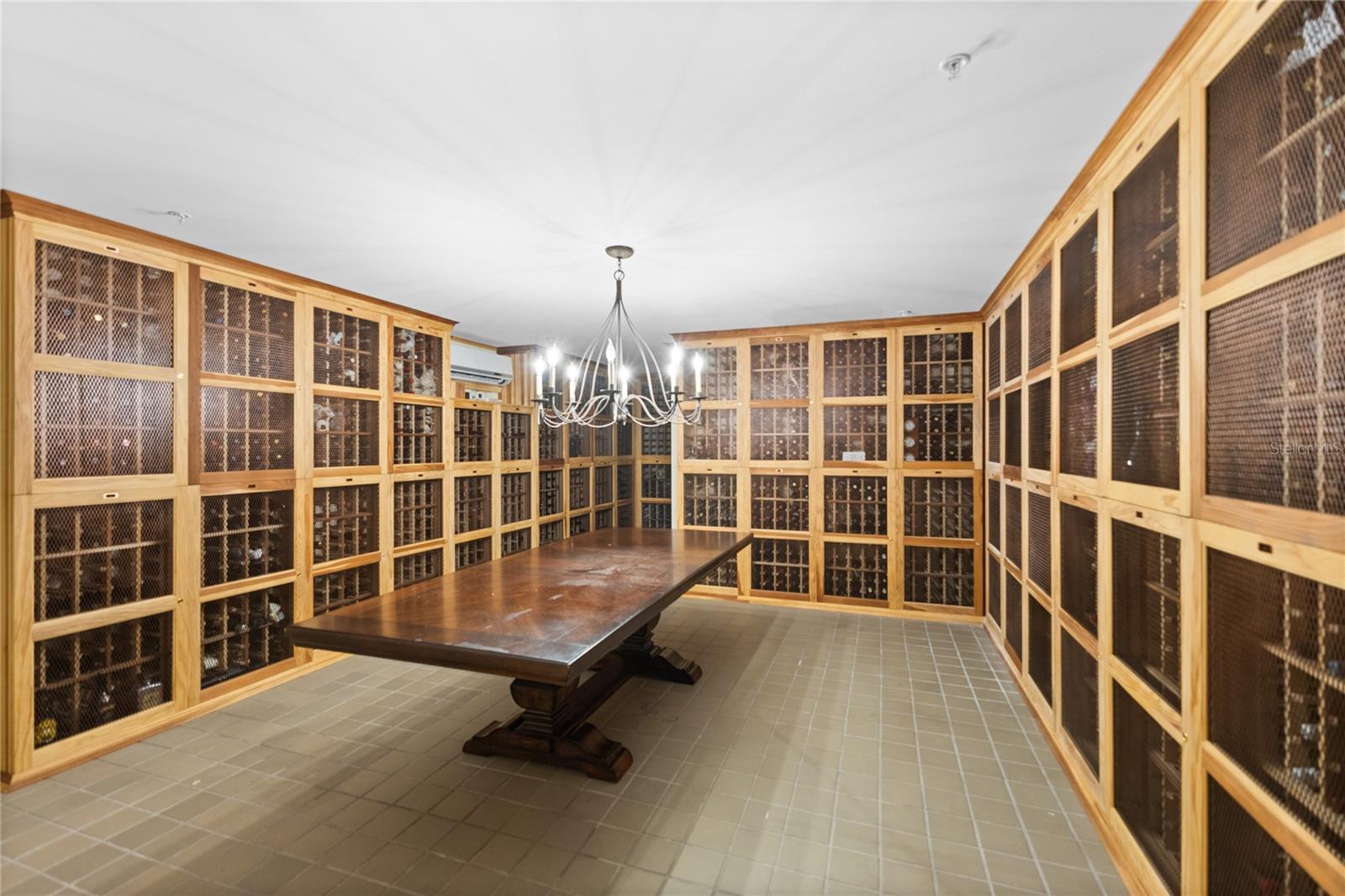 Image 54 of 63 For 800 Tamiami Trail 321