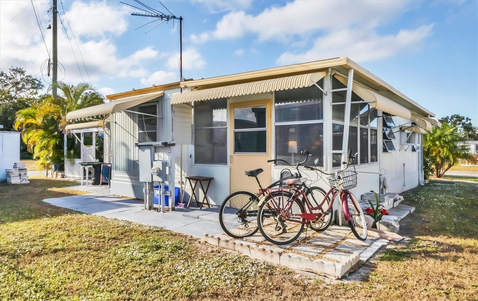 Image 22 of 45 For 4103 12th Street Court E