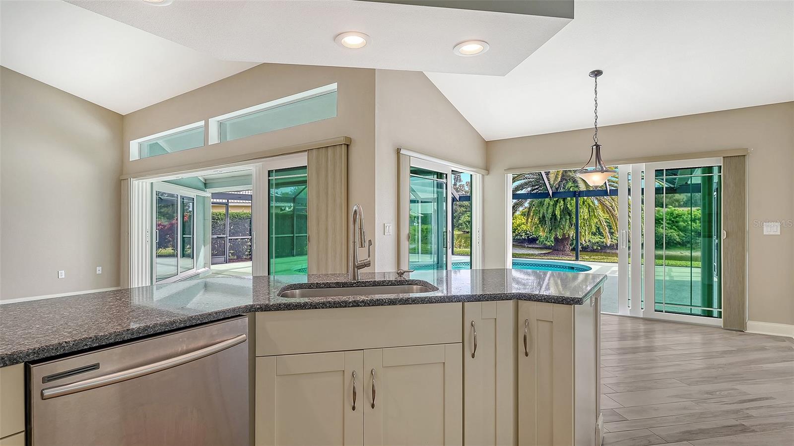 Image 14 of 49 For 416 Rossetti Drive