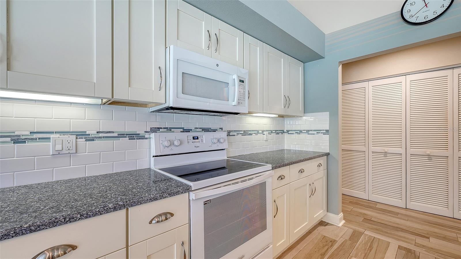 Image 17 of 49 For 416 Rossetti Drive