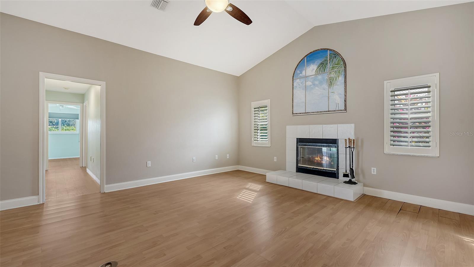 Image 19 of 49 For 416 Rossetti Drive