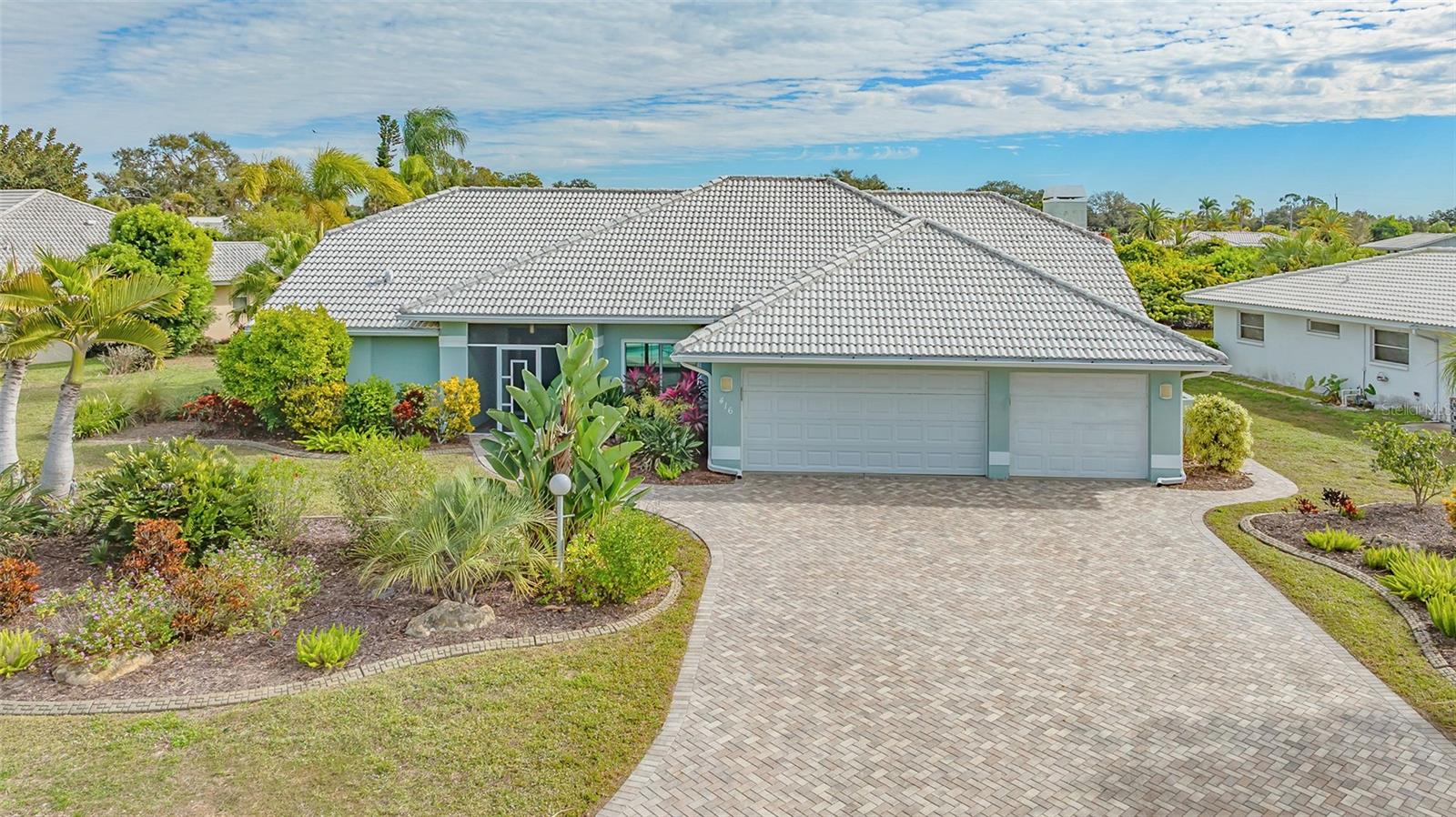 Image 2 of 49 For 416 Rossetti Drive