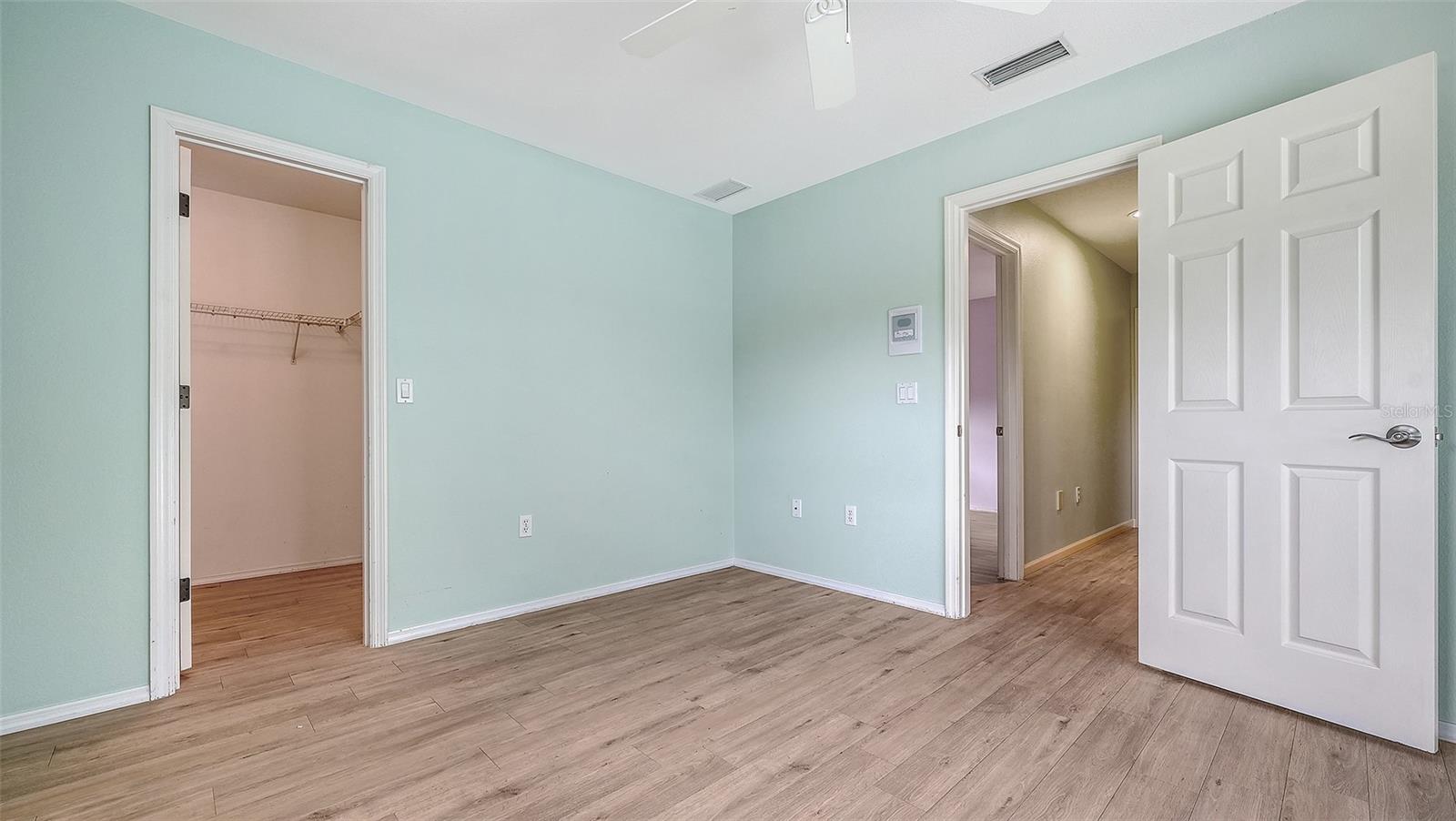 Image 26 of 49 For 416 Rossetti Drive