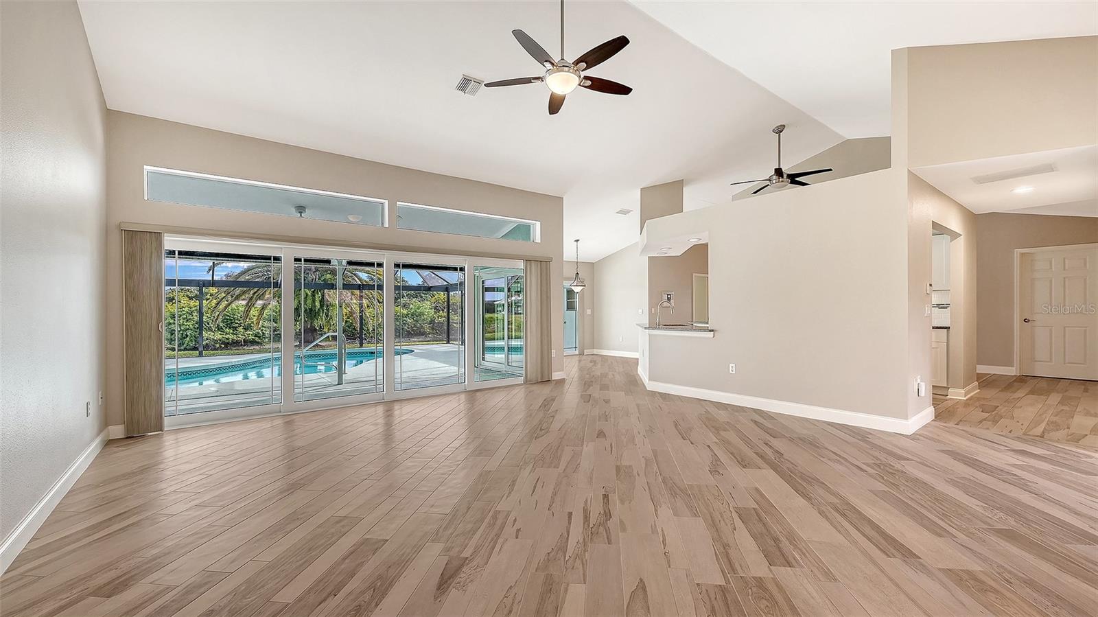 Image 6 of 49 For 416 Rossetti Drive