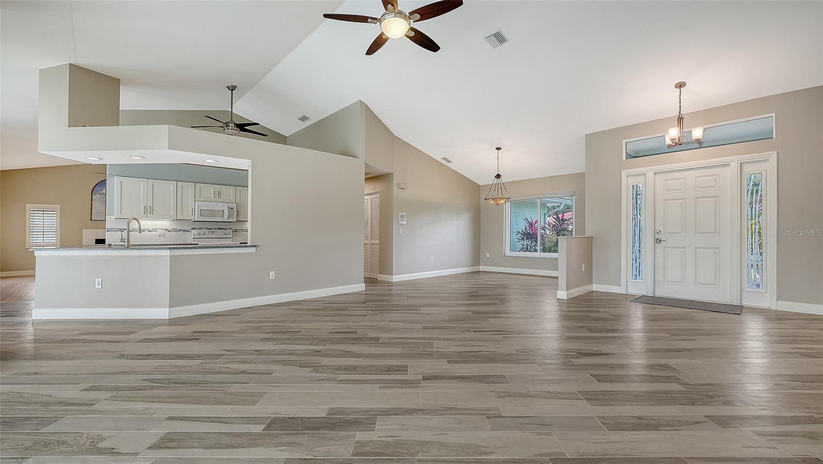 Image 9 of 49 For 416 Rossetti Drive