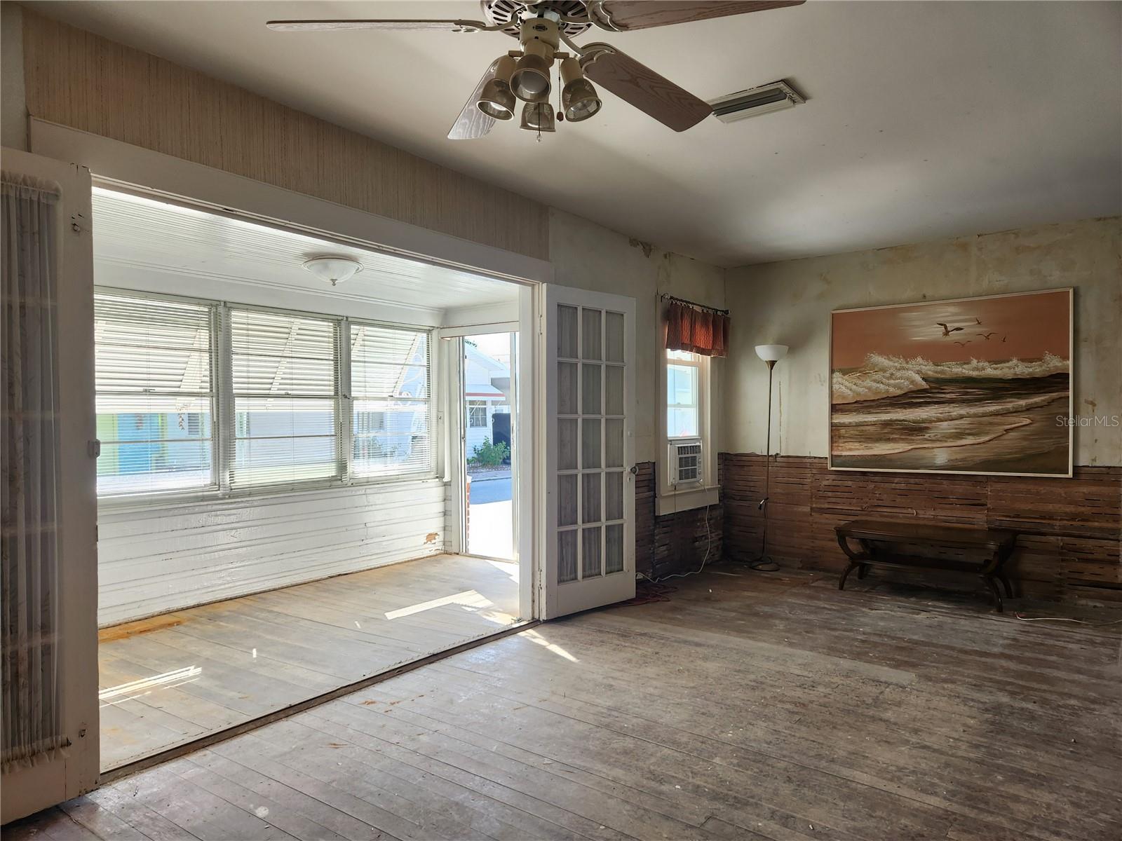 Image 10 of 49 For 12 Lafayette Street