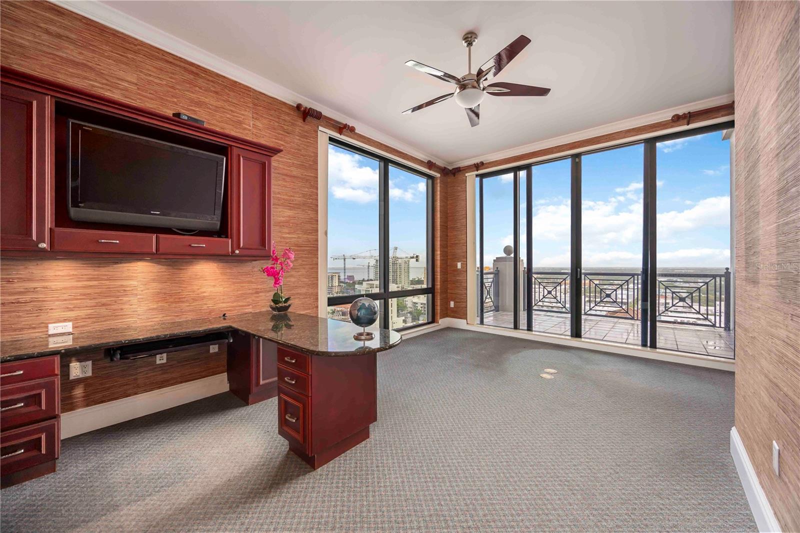 Image 30 of 50 For 50 Central Avenue 17phb