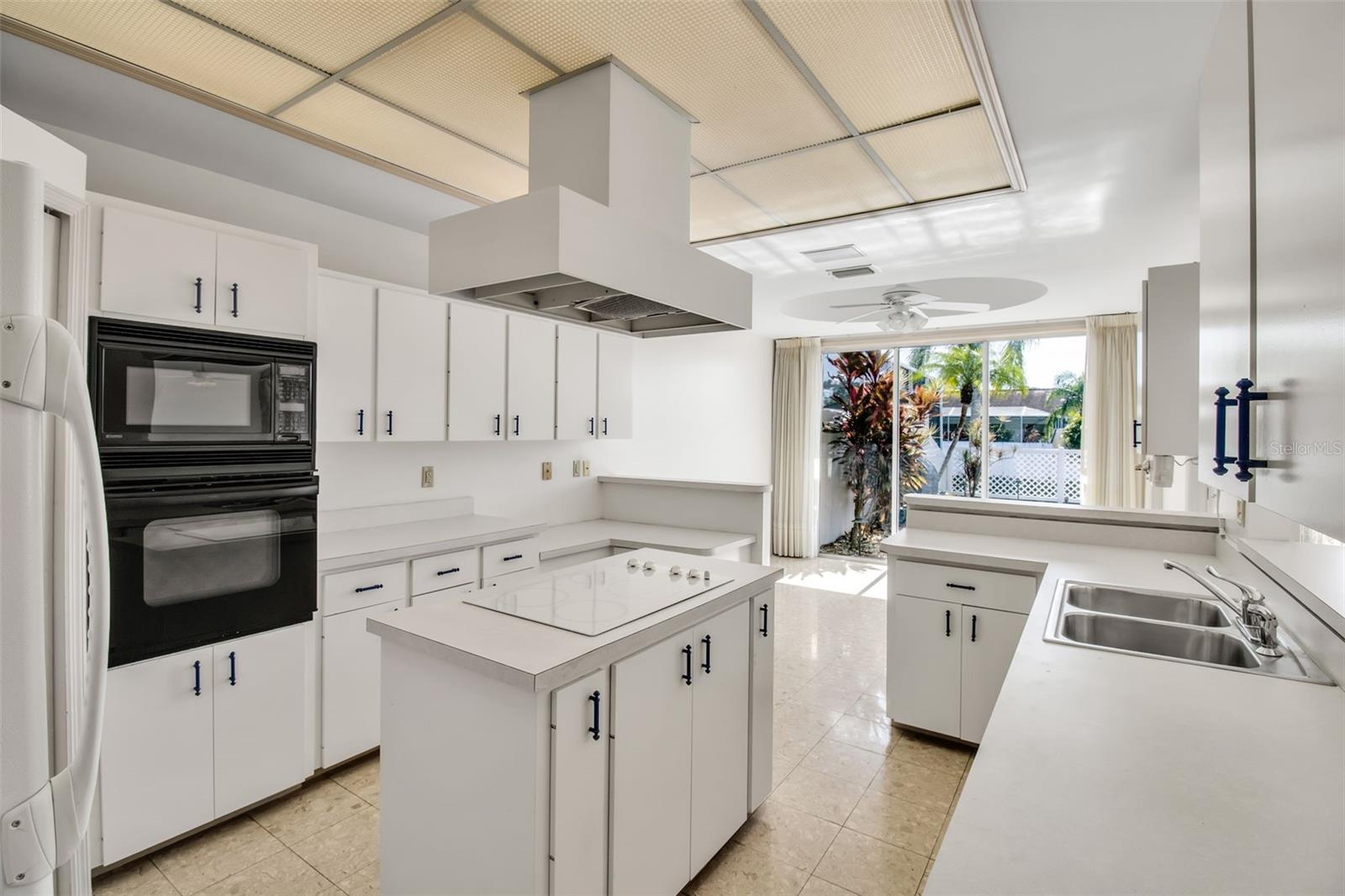 Image 22 of 36 For 4706 61st Avenue Drive W