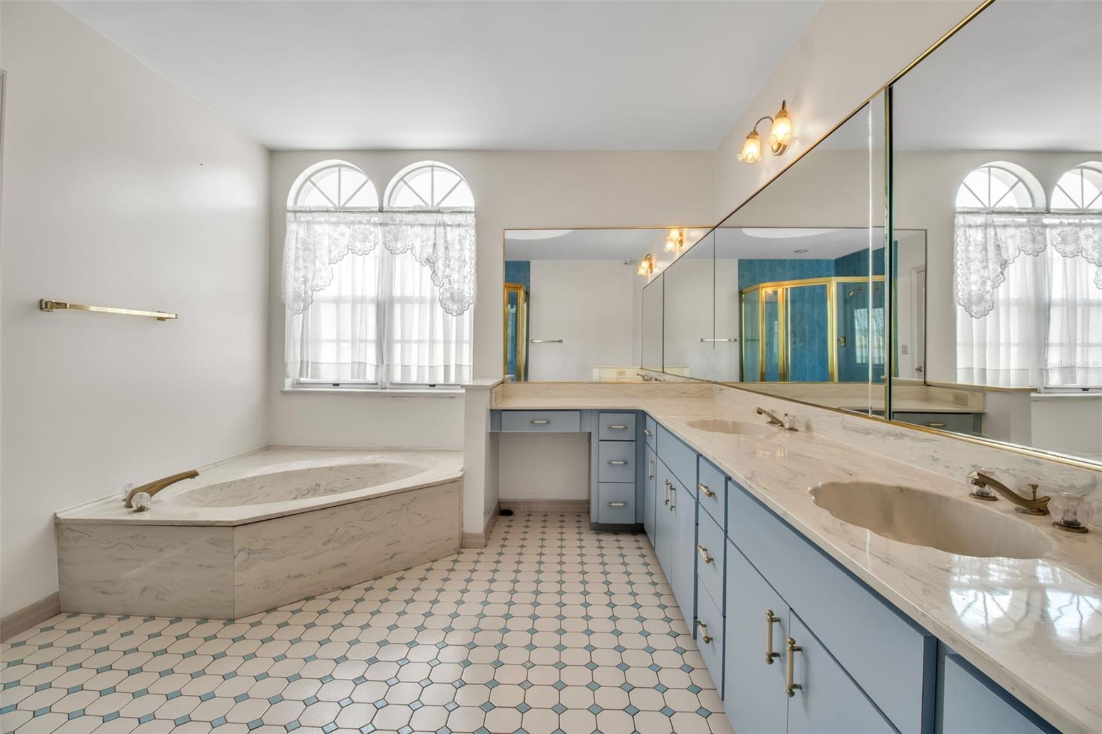 Image 28 of 36 For 4706 61st Avenue Drive W