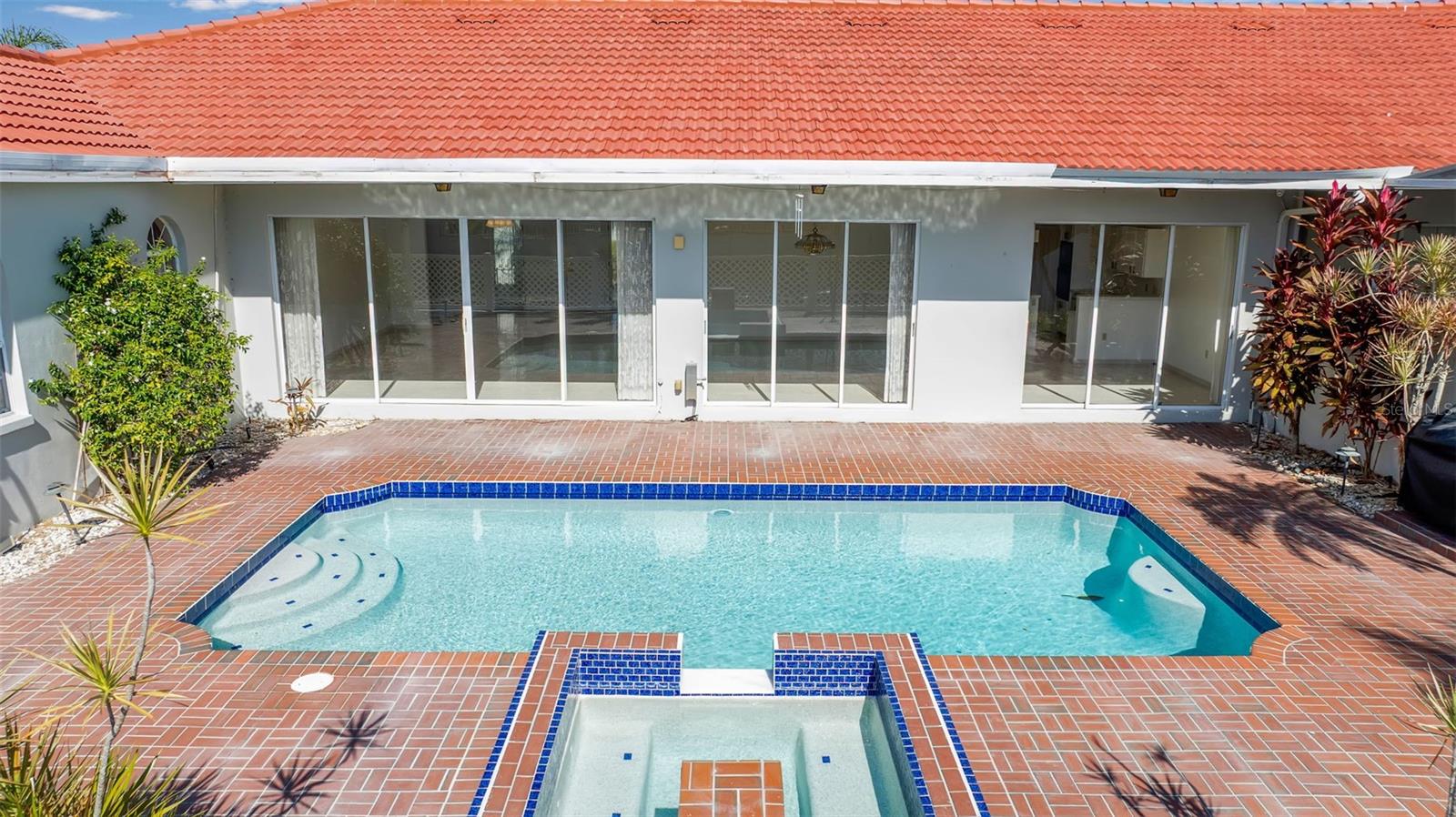 Image 5 of 36 For 4706 61st Avenue Drive W