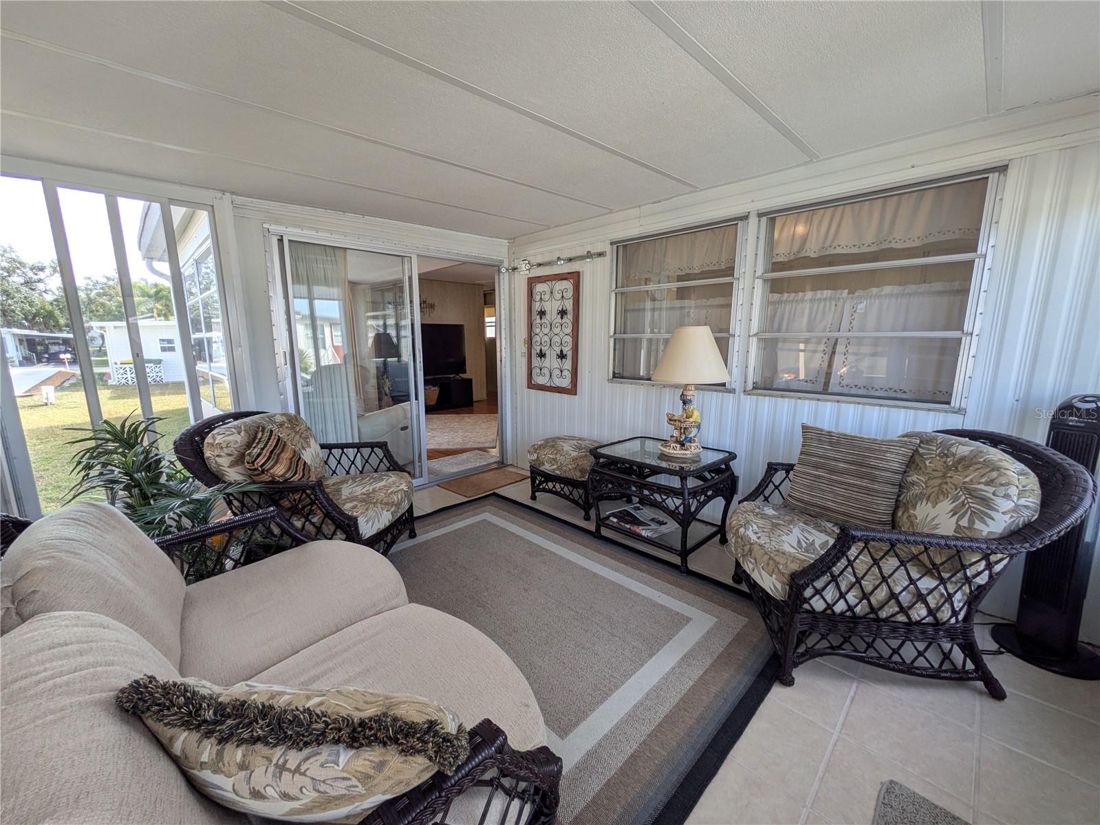 Image 14 of 20 For 215 Willow Oak Lane