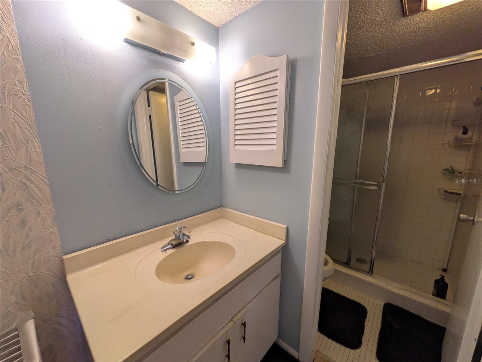 Image 11 of 15 For 6114 43rd Street W 106e