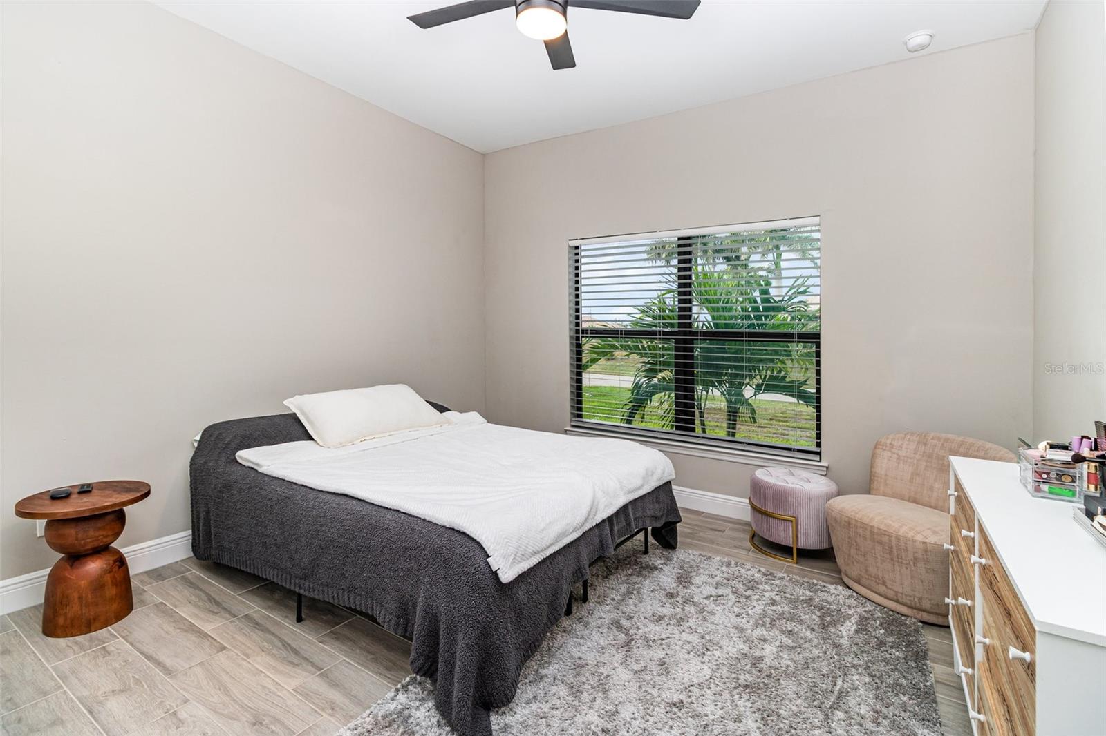 Image 15 of 25 For 2841 45th Place