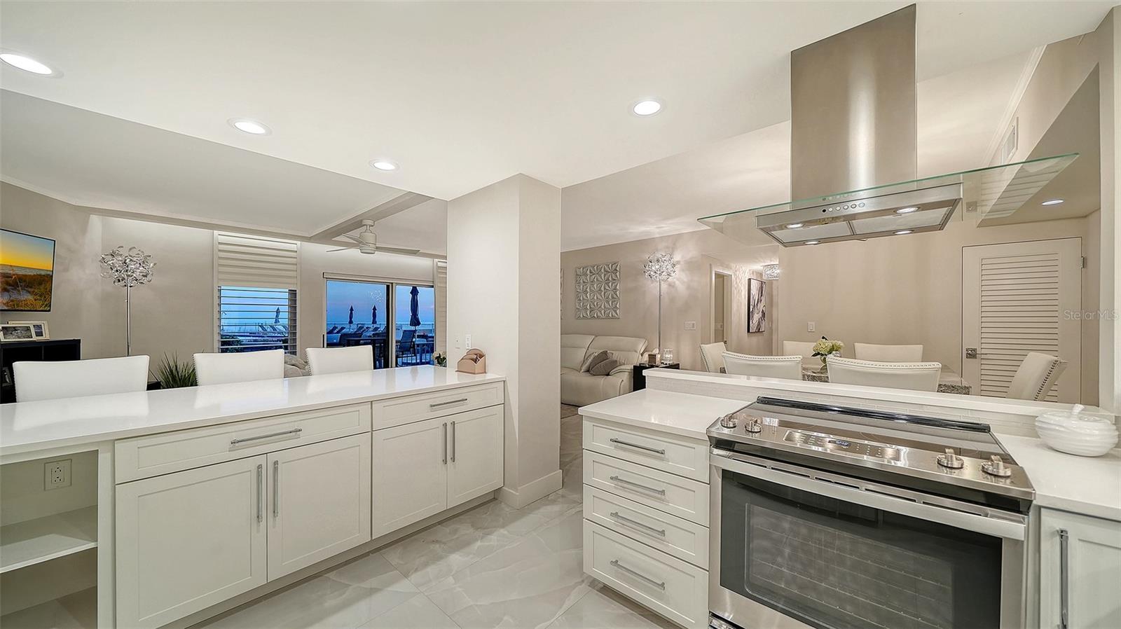 Image 10 of 70 For 2301 Gulf Of Mexico Drive 12n And 11