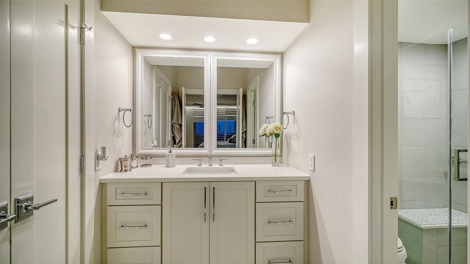 Image 14 of 70 For 2301 Gulf Of Mexico Drive 12n And 11