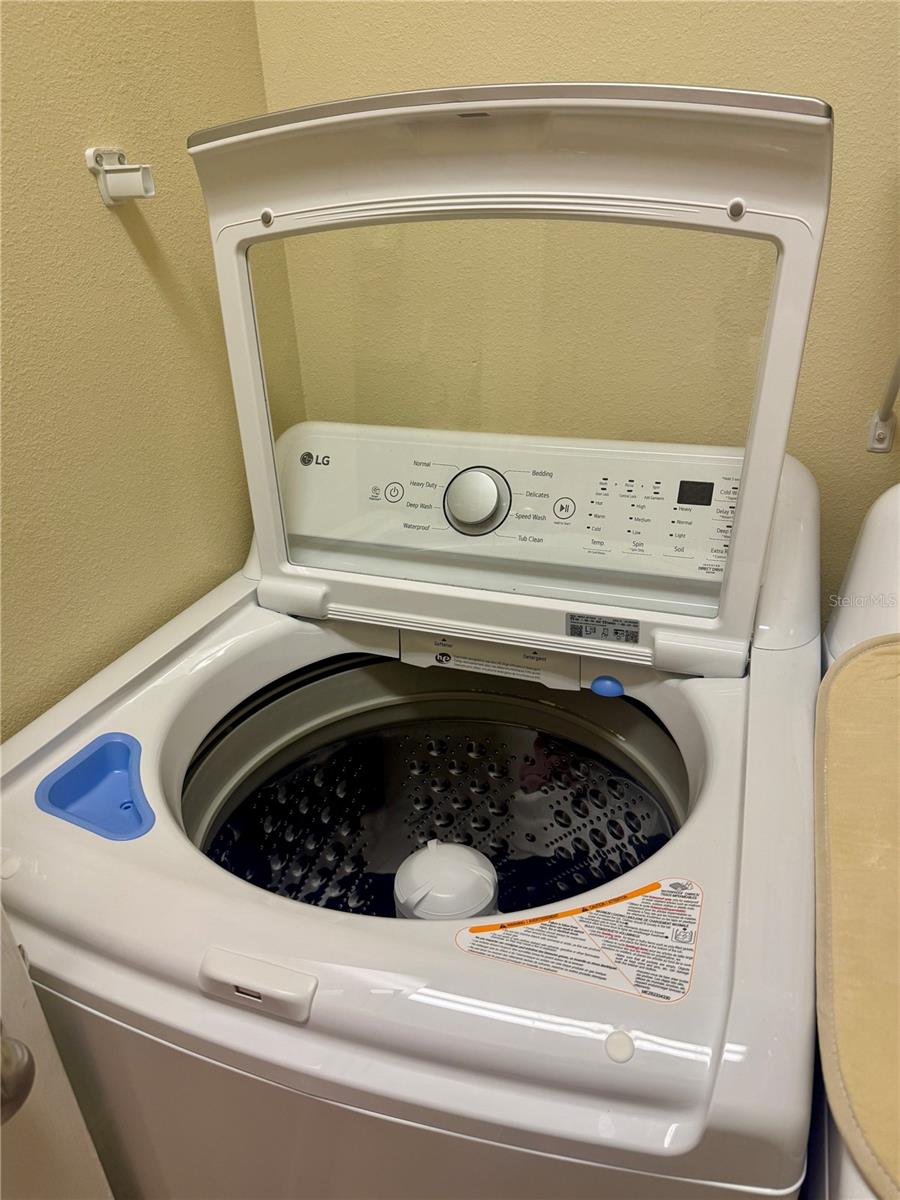 Image 20 of 53 For 5577 Key West Place 5577