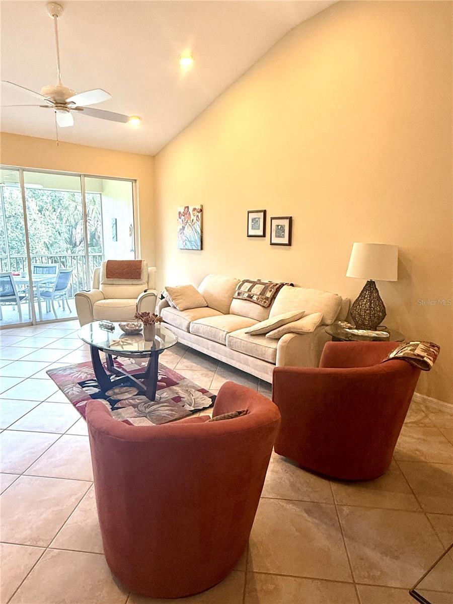 Image 22 of 53 For 5577 Key West Place 5577