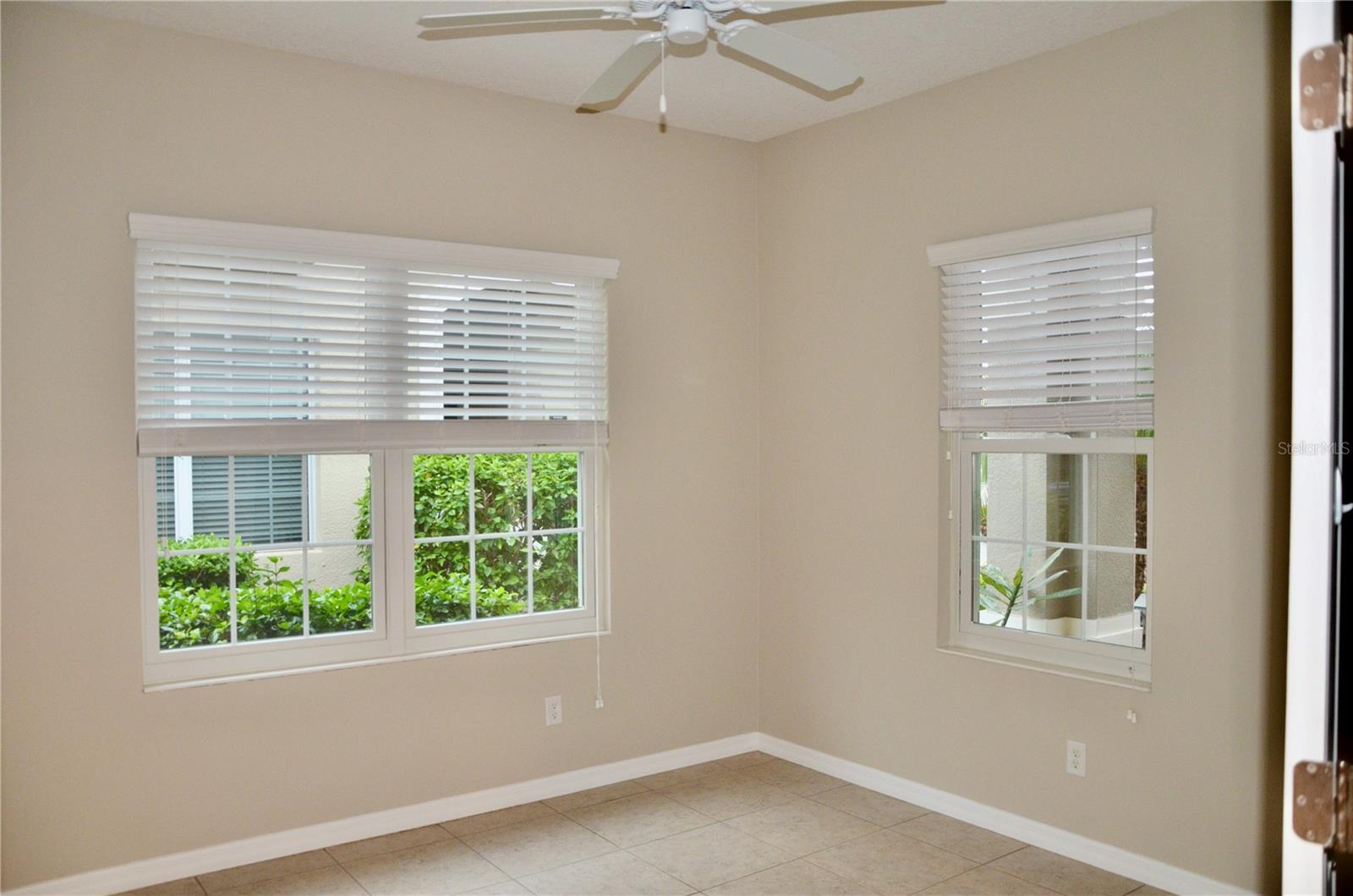 Image 8 of 19 For 4838 Maymont Park Circle