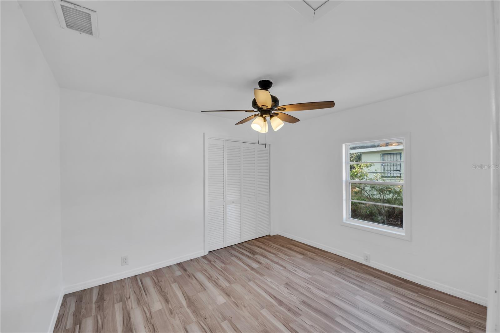 Image 10 of 22 For 3203 38th Avenue