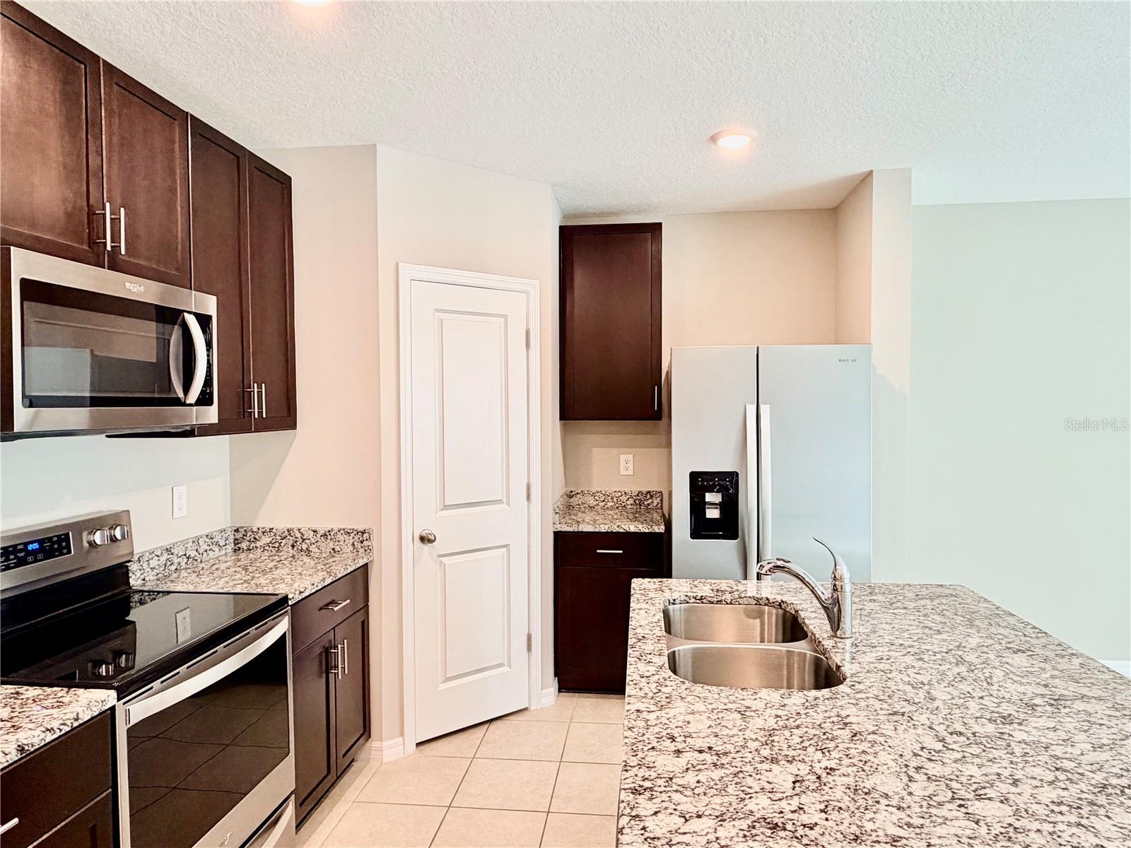 Image 7 of 63 For 5921 Sailor Coast Way