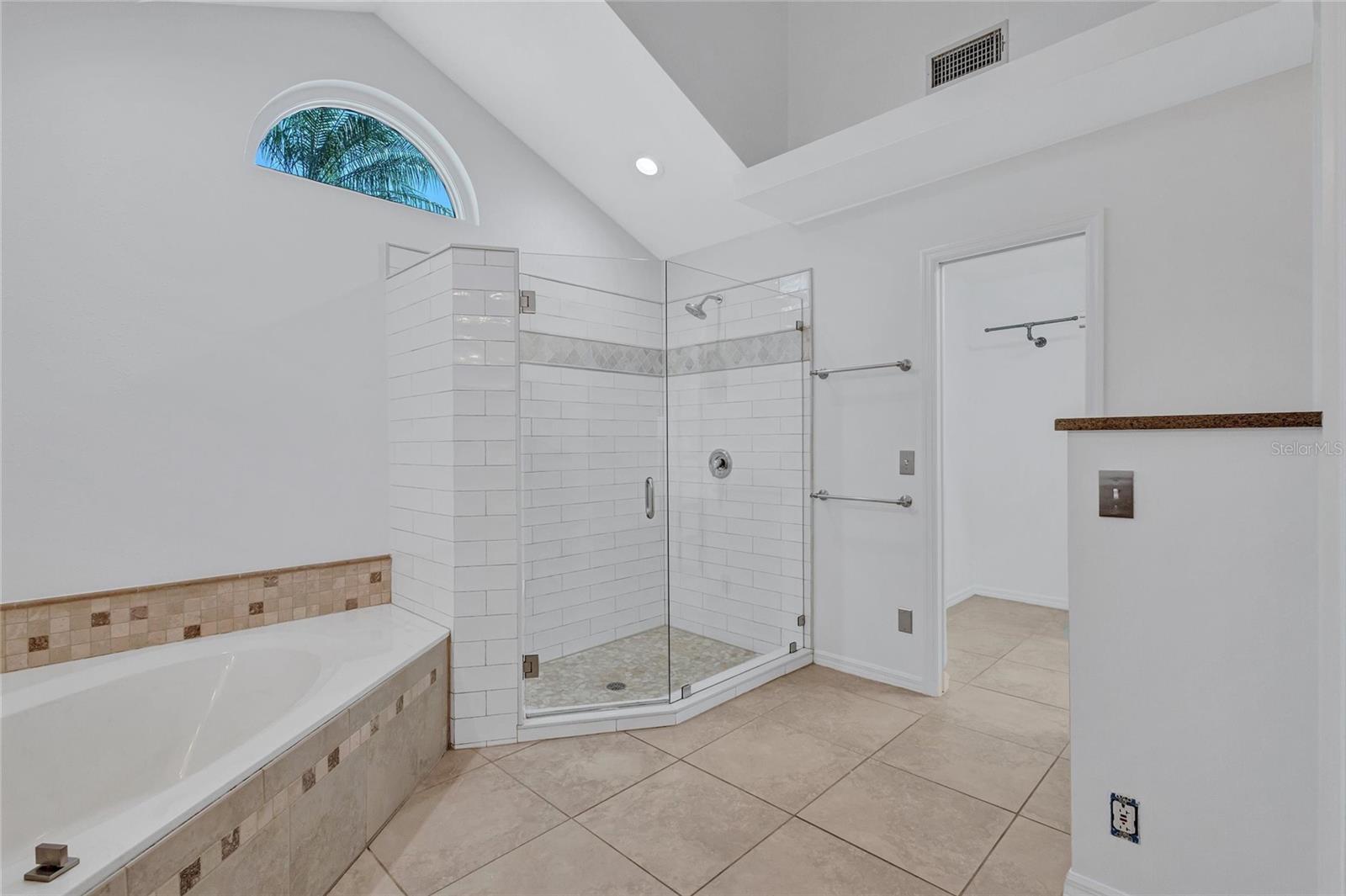 Image 32 of 41 For 4435 Diamond Circle W