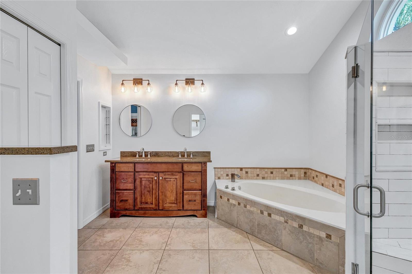 Image 34 of 41 For 4435 Diamond Circle W