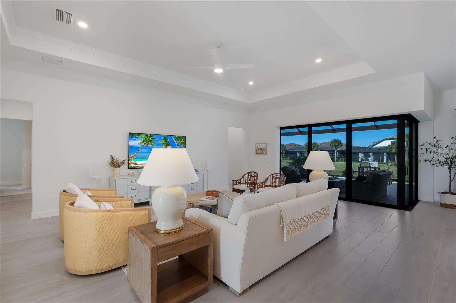 Image 11 of 99 For 18025 Northwood Place