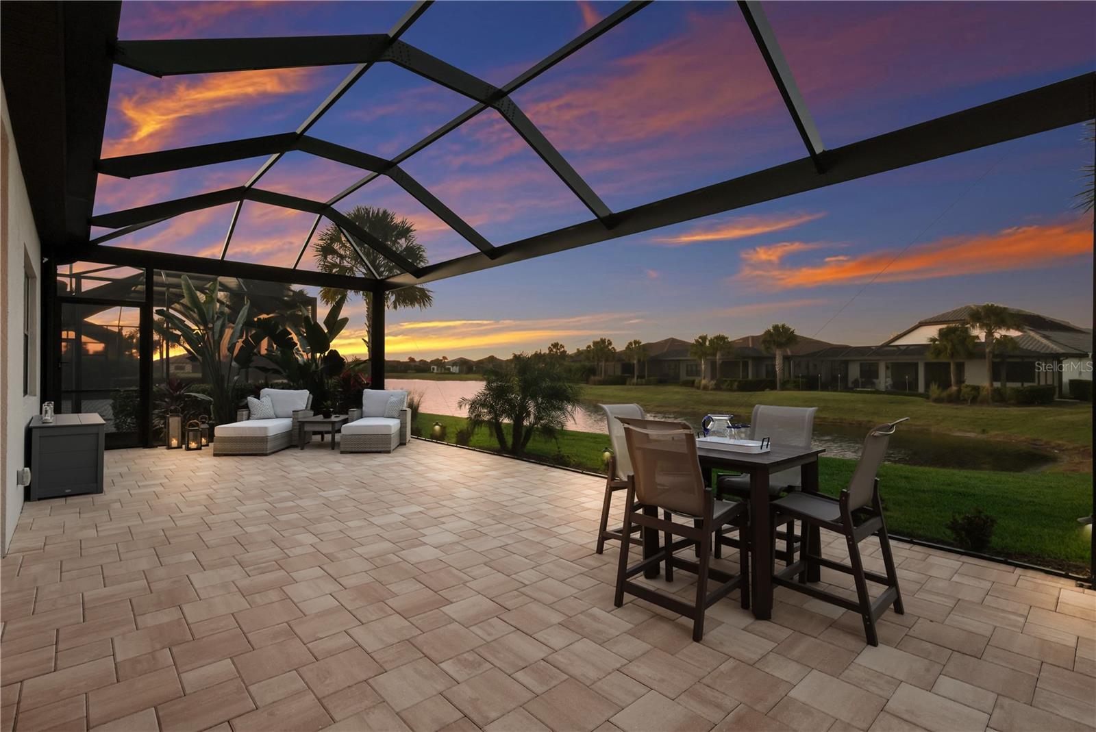 Image 43 of 99 For 18025 Northwood Place