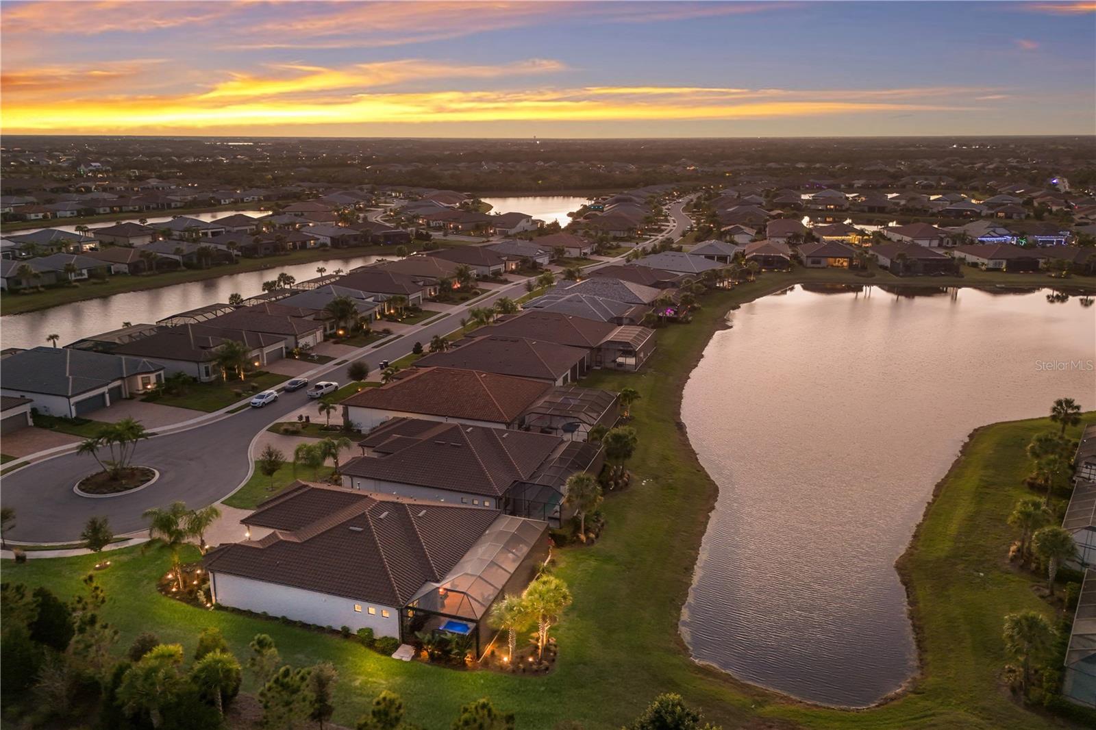 Image 54 of 99 For 18025 Northwood Place