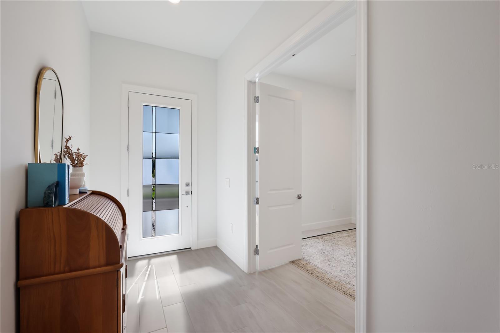 Image 7 of 99 For 18025 Northwood Place