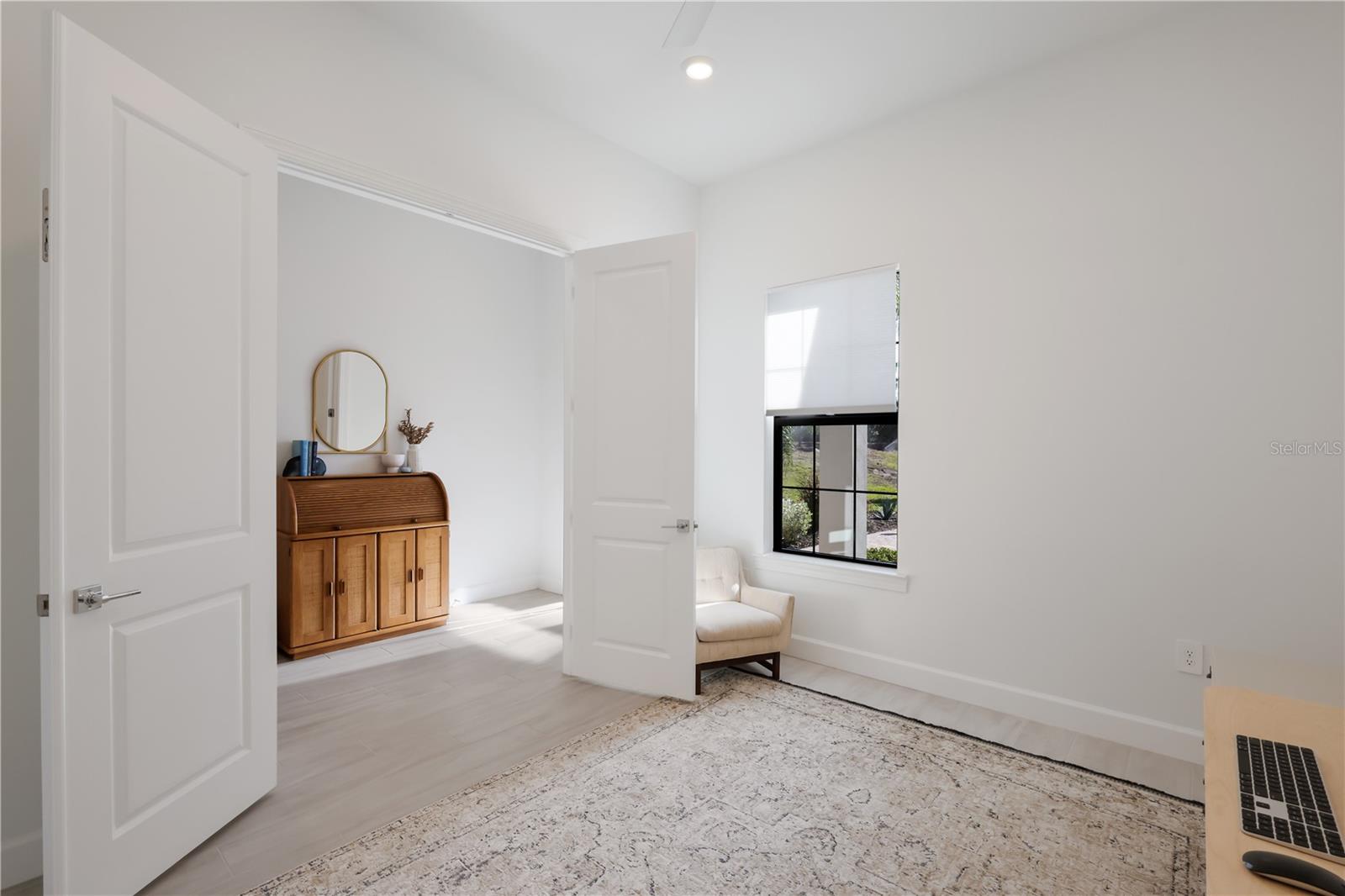 Image 9 of 99 For 18025 Northwood Place