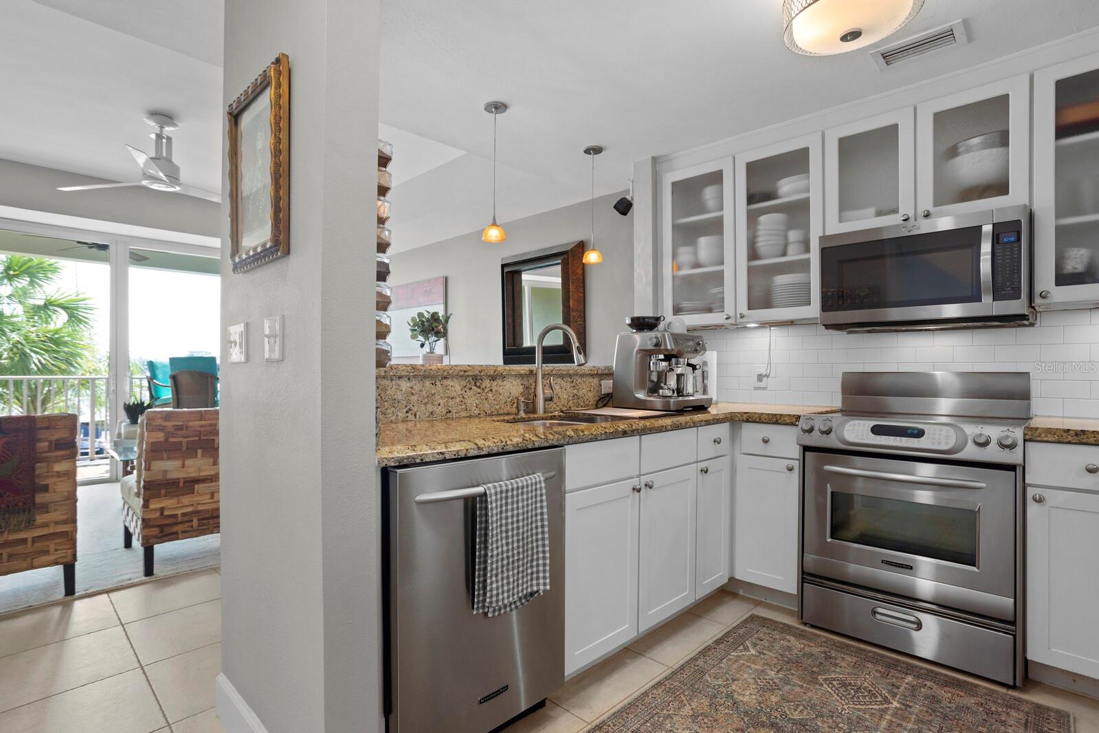 Image 18 of 87 For 423 Bahia Beach Boulevard