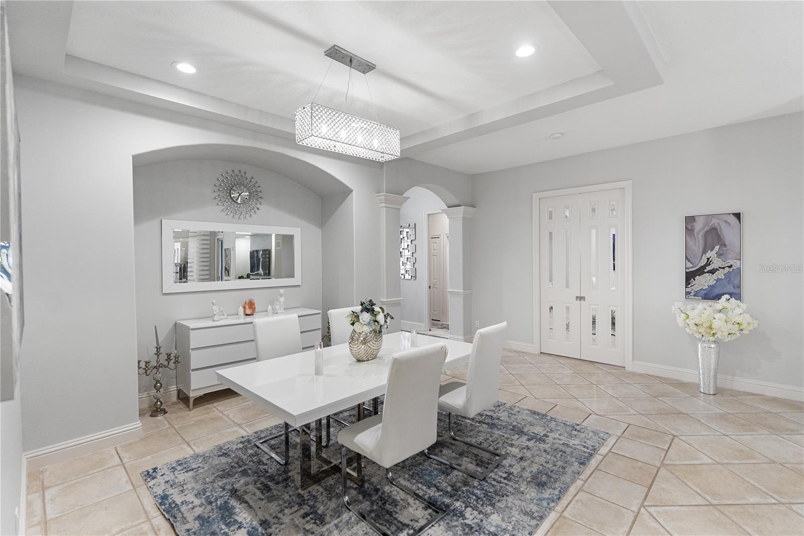 Image 21 of 84 For 9112 Willow Brook Drive