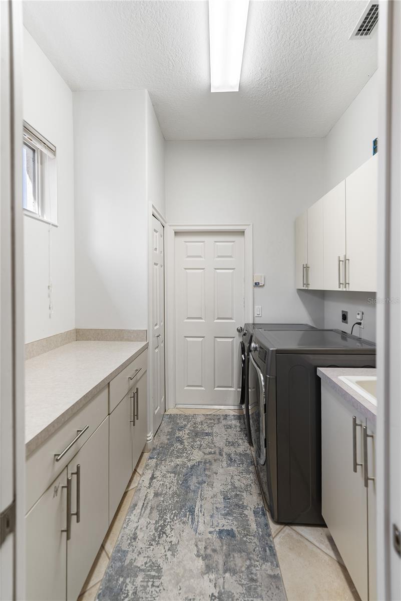 Image 45 of 84 For 9112 Willow Brook Drive