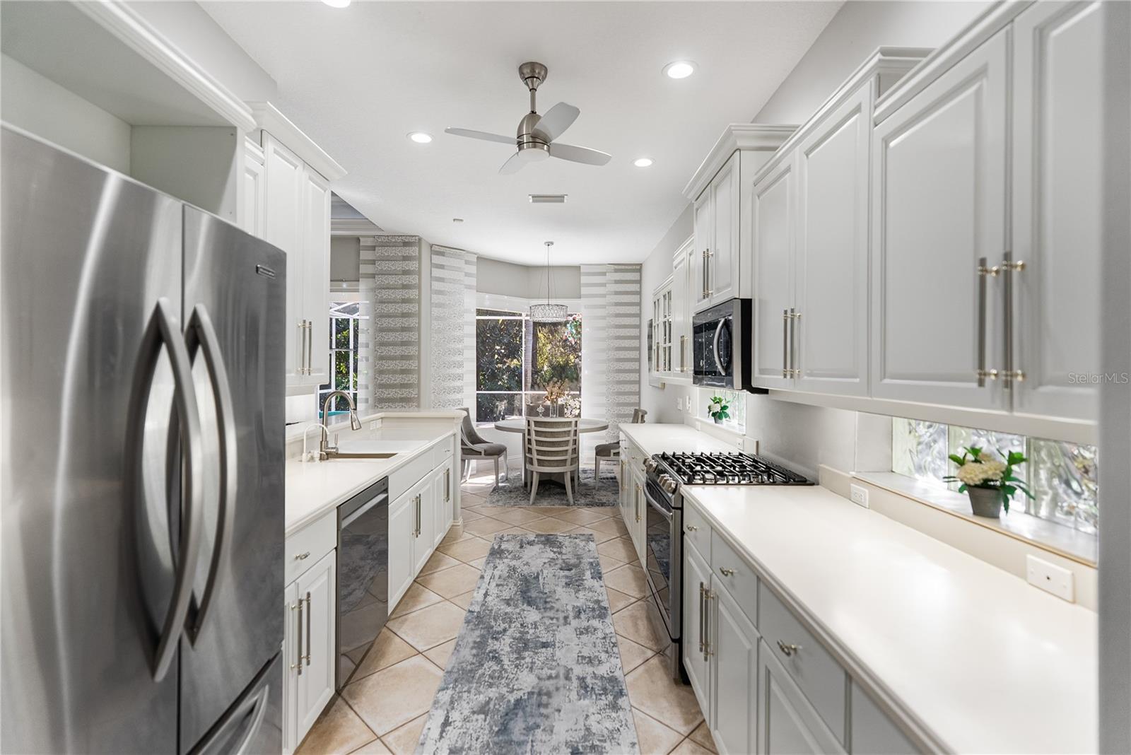 Image 6 of 84 For 9112 Willow Brook Drive