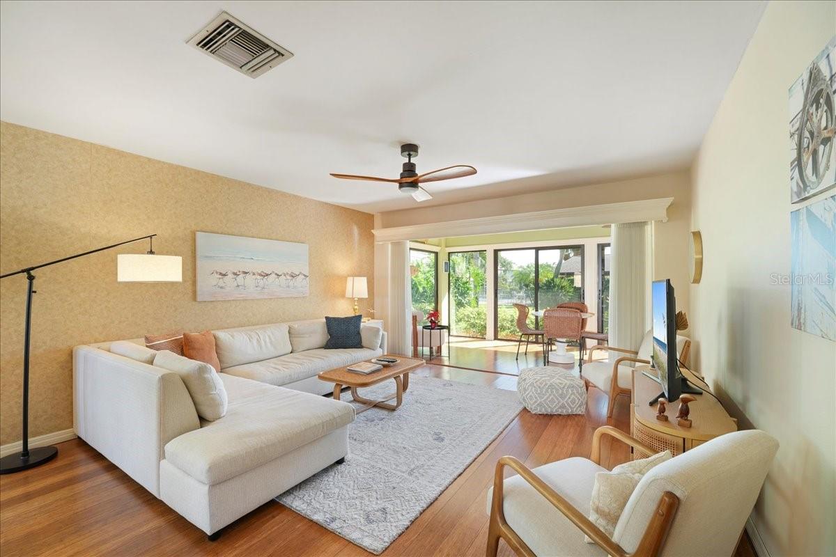 Image 15 of 48 For 6620 Schooner Bay Circle 6620