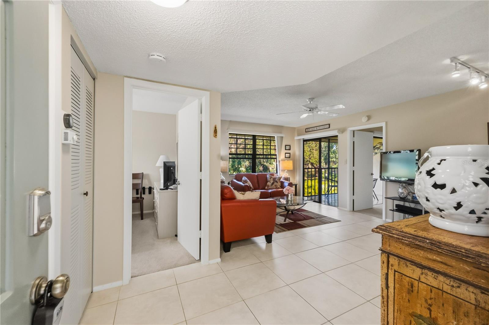 Image 10 of 56 For 19505 Quesada Avenue F202