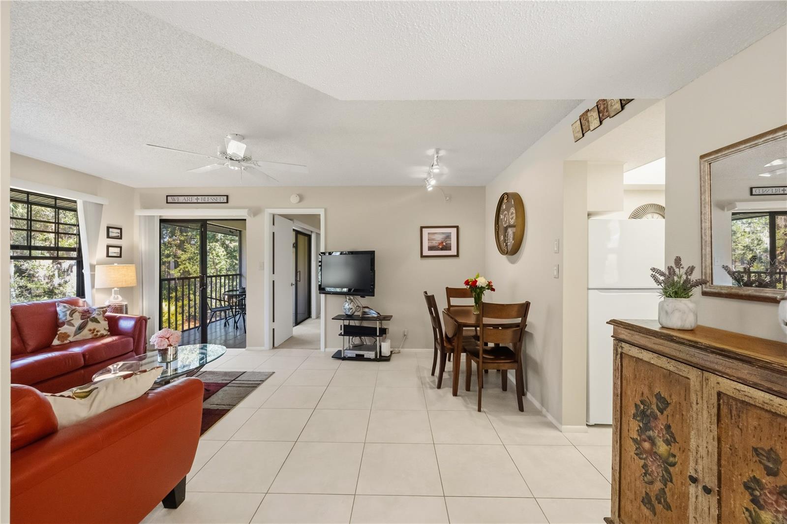 Image 14 of 56 For 19505 Quesada Avenue F202