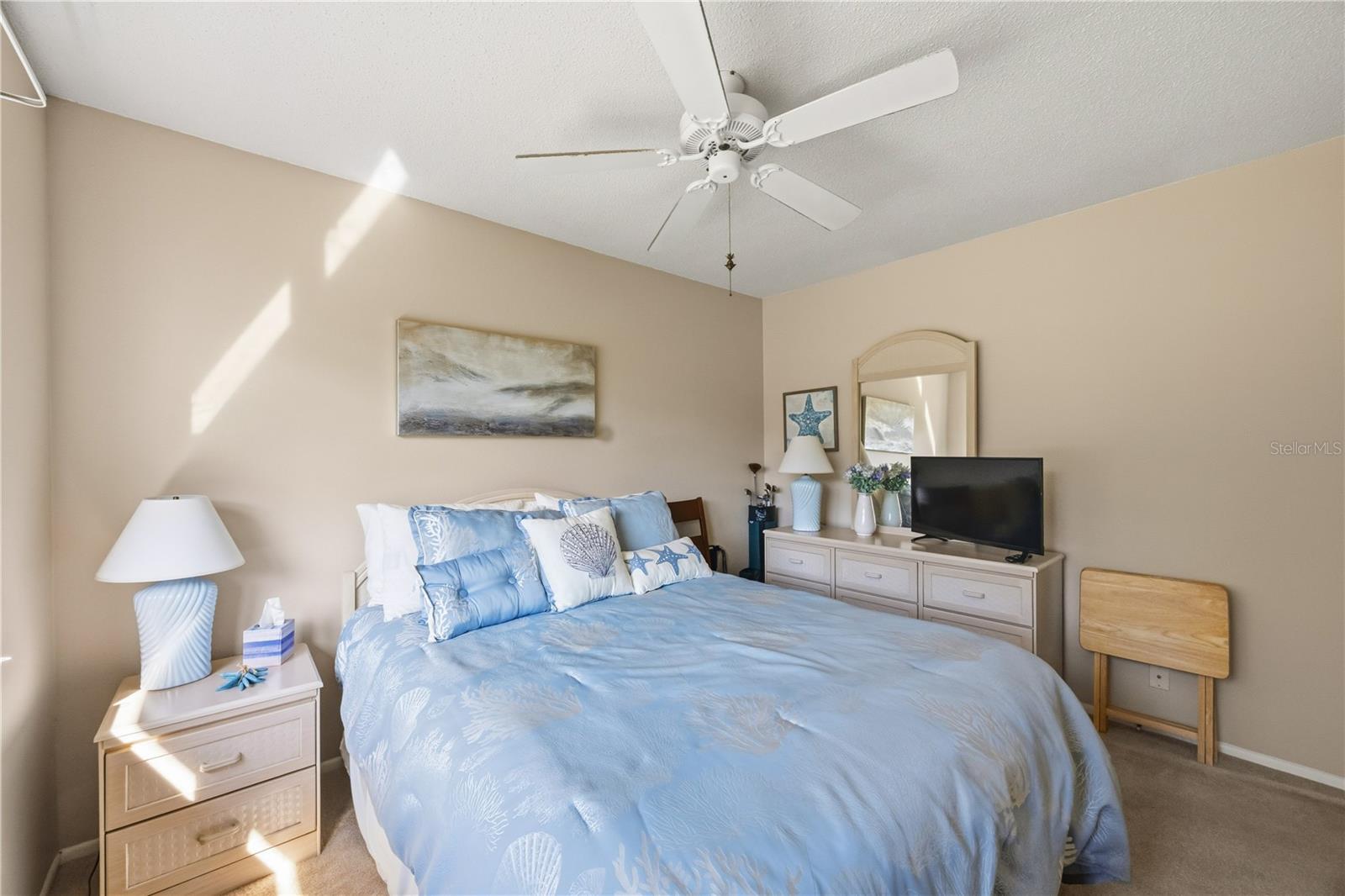 Image 18 of 56 For 19505 Quesada Avenue F202