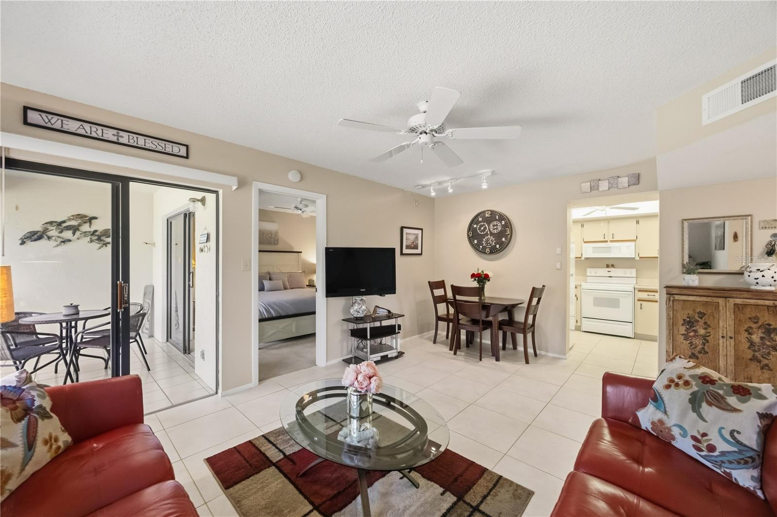 Image 8 of 56 For 19505 Quesada Avenue F202