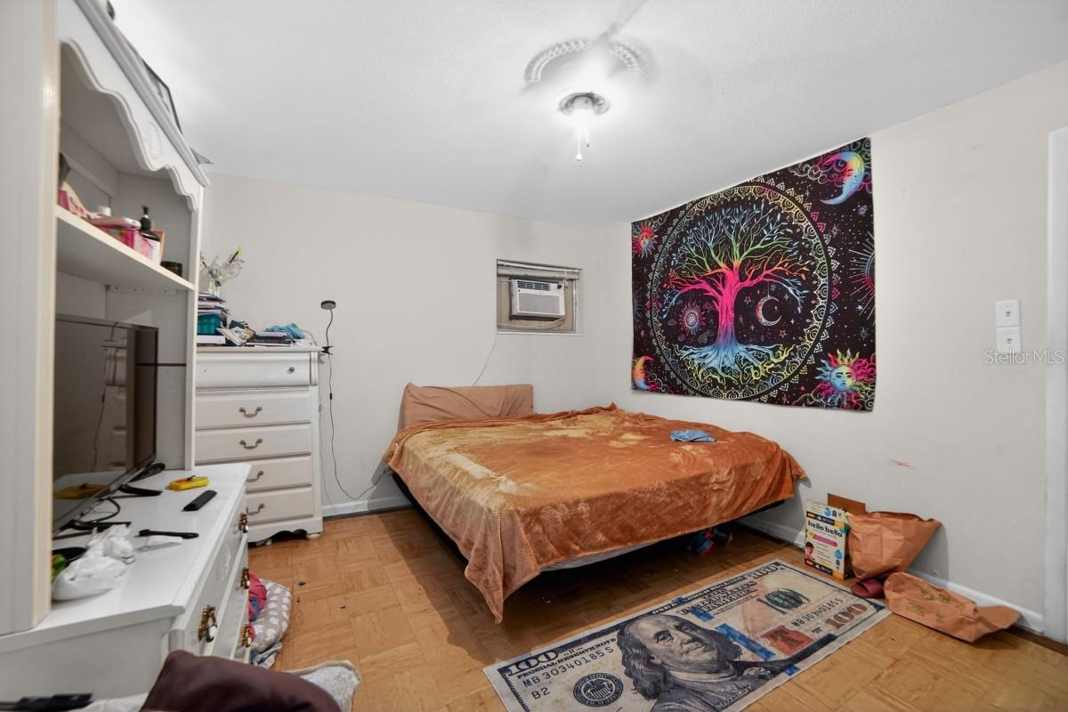 Image 13 of 32 For 970 Lila Street